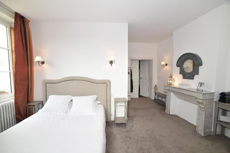 Villa Des Glycines image