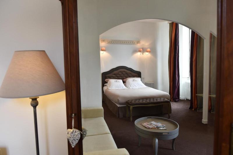 Villa Des Glycines image