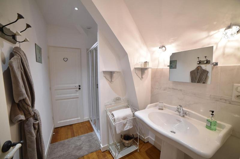 Villa Des Glycines image