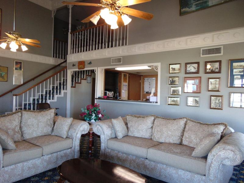 Heritage House Inn image