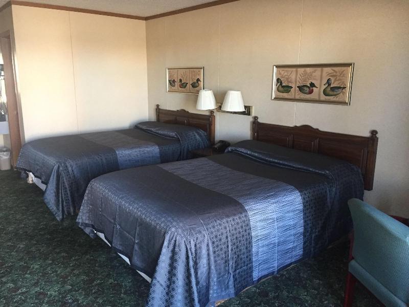 Heritage House Inn image