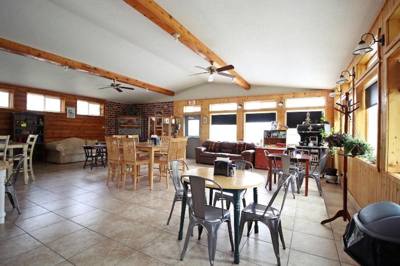 Hidden Canyon Retreat image