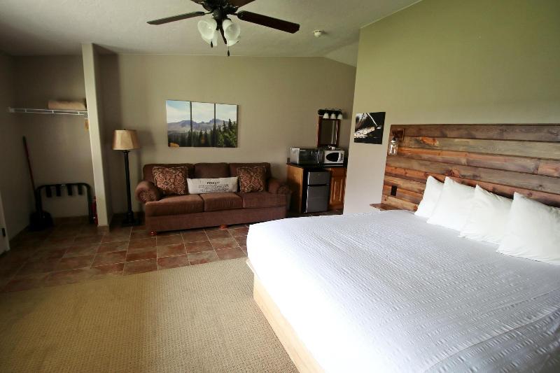 Hidden Canyon Retreat image 7