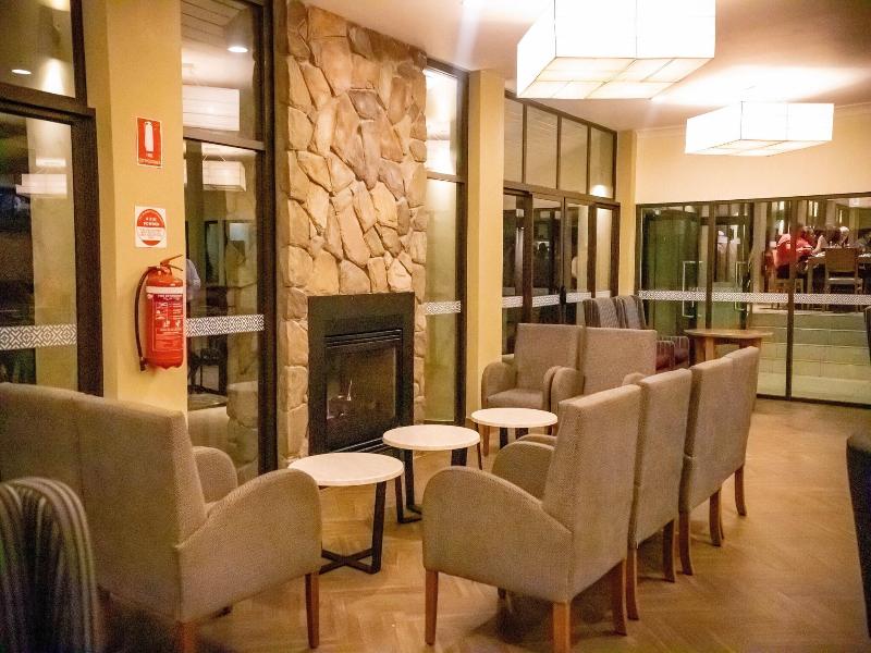 Highlander Hotel & Apartments image