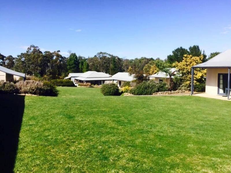Hill End Lodge image