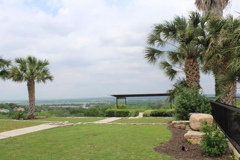 Hillside Boutique Hotel image 3
