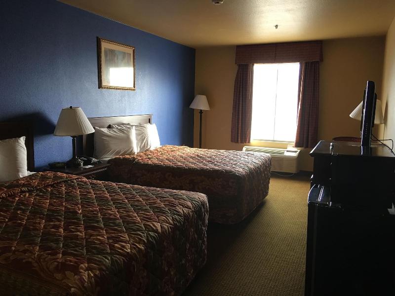 Hilltop Inn & Suites Greenbrier 5