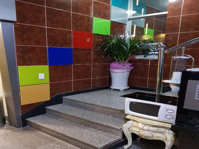 Hite Hotel image