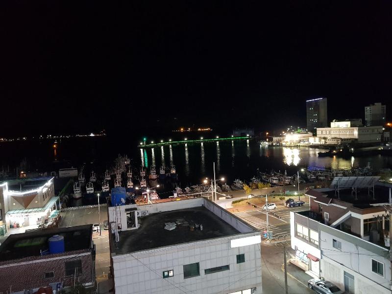Hite Hotel image