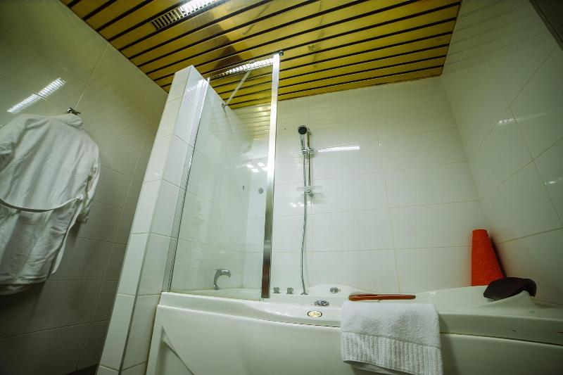 Volta Hotel Akosombo image 10