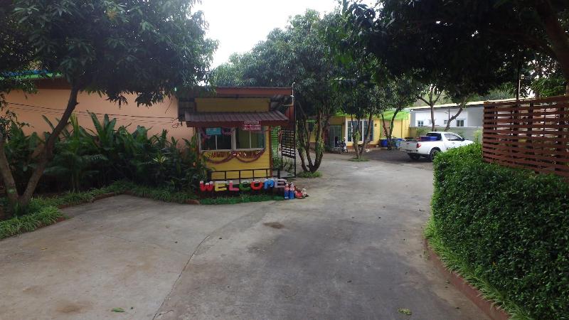 Home Hug Pak Sabai