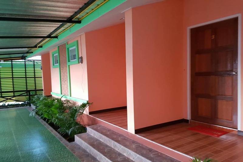 Home Hug Pak Sabai