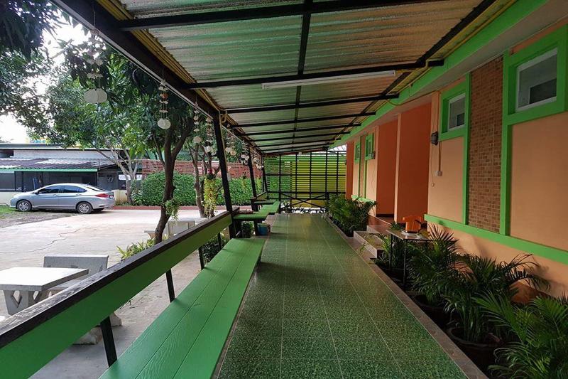 Home Hug Pak Sabai