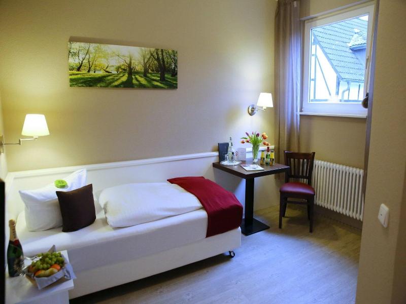 Waldhotel Wilhelmshöhe image