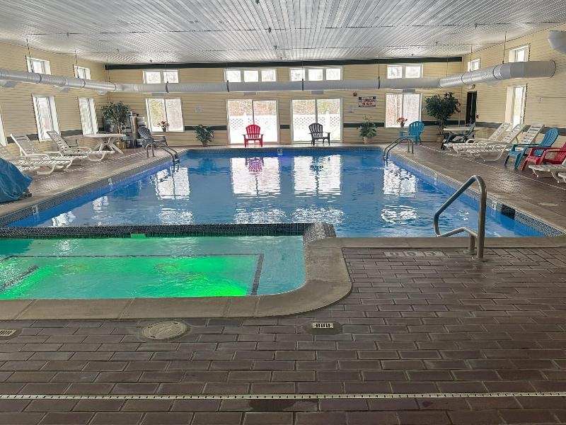 Hometown Inn image