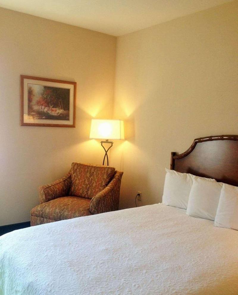 Hometown Inn image