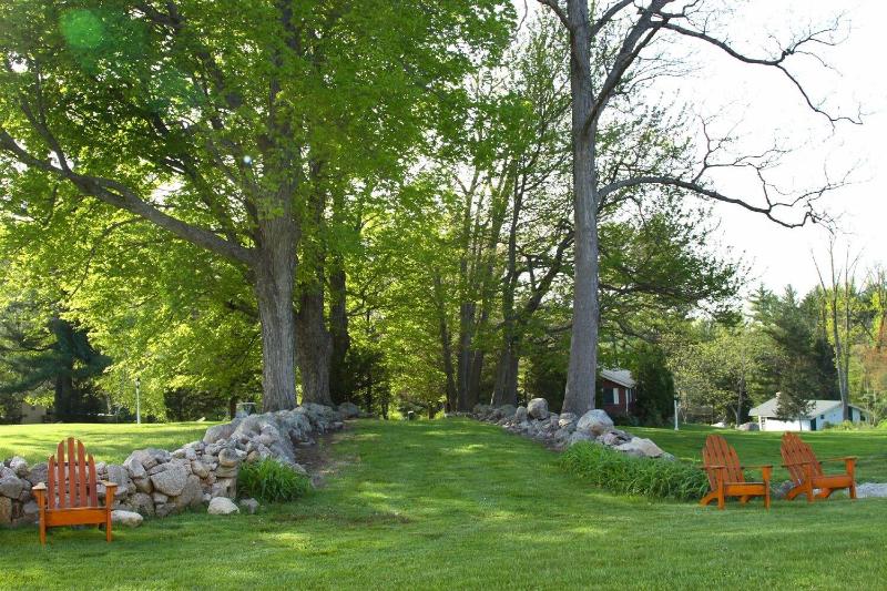 Warren Conference Center And Inn image