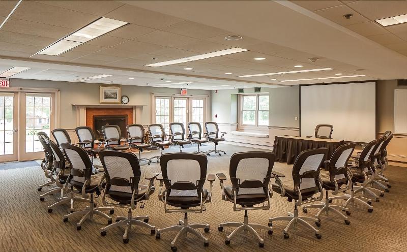 Warren Conference Center And Inn image