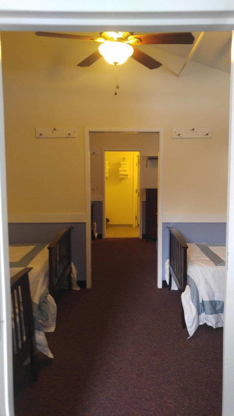 Warren Conference Center And Inn image