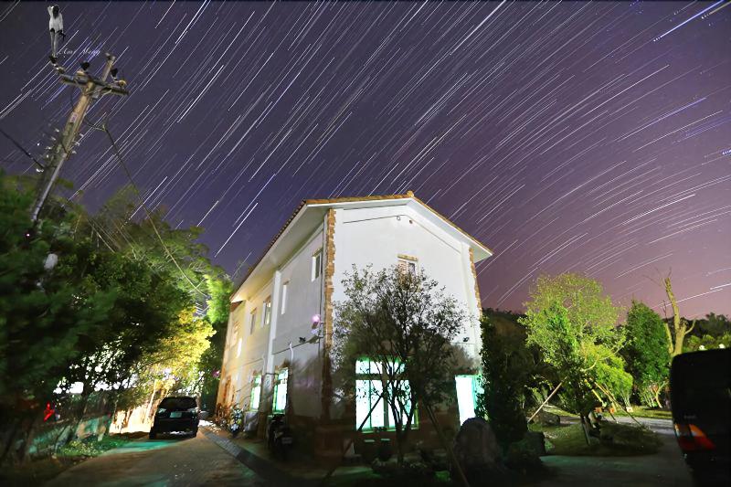 Water House image