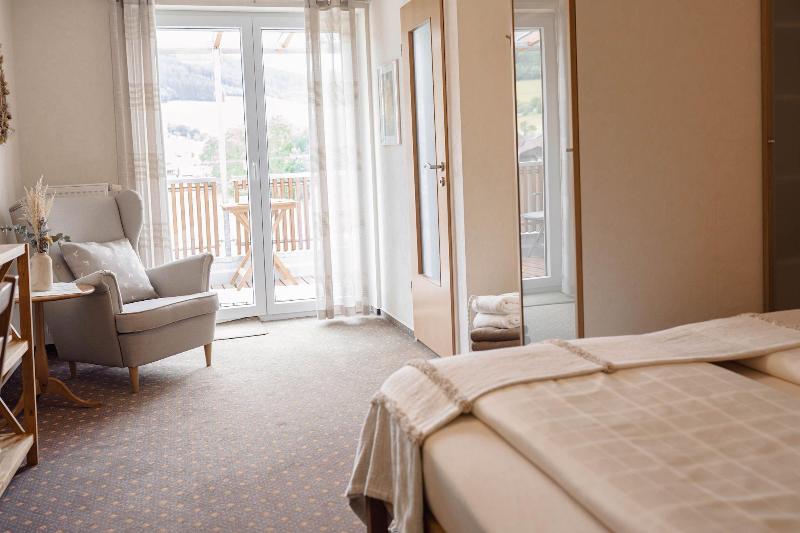 Wellness Pension Am Rain image