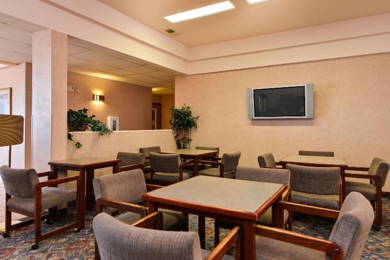 Econo Lodge Inn & Suites Jackpot near Casino image