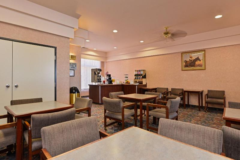 Econo Lodge Inn & Suites Jackpot near Casino image