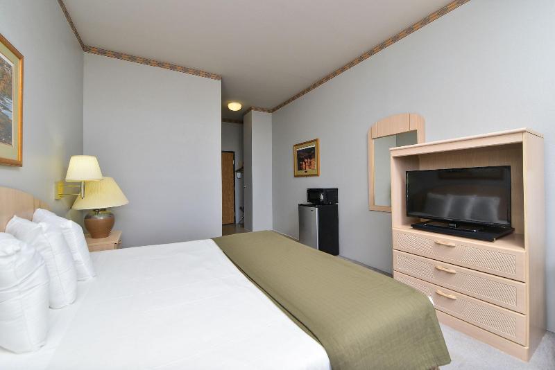 Econo Lodge Inn & Suites Jackpot near Casino image