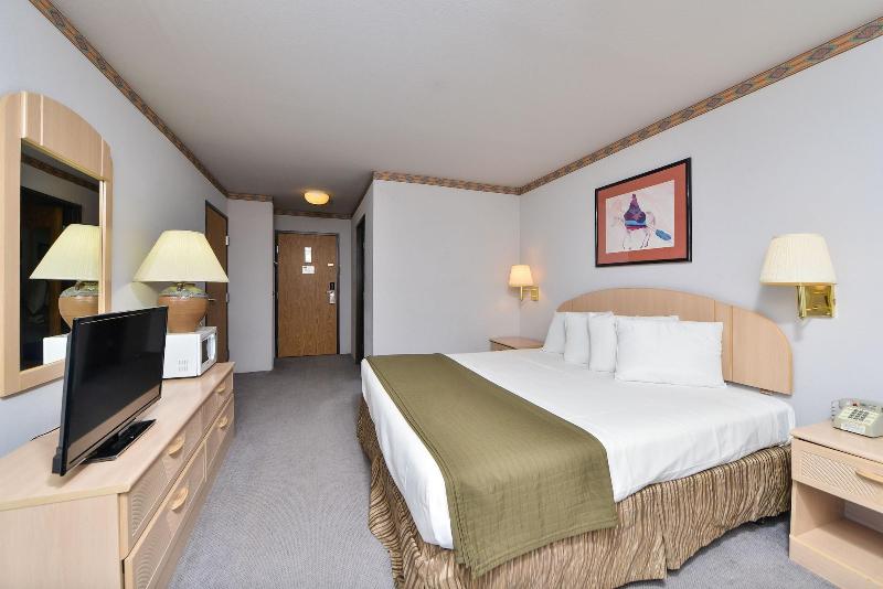 Econo Lodge Inn & Suites Jackpot near Casino image