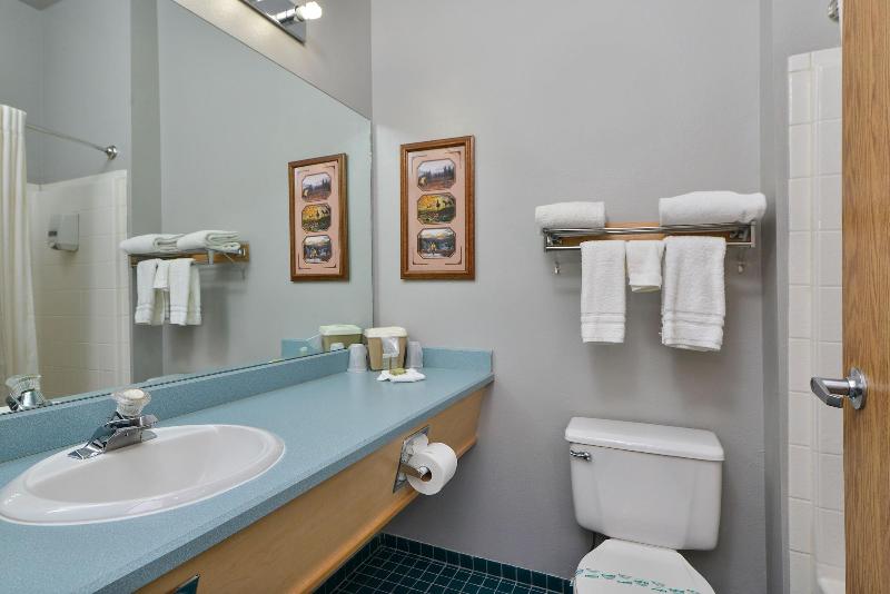 Econo Lodge Inn & Suites Jackpot near Casino image