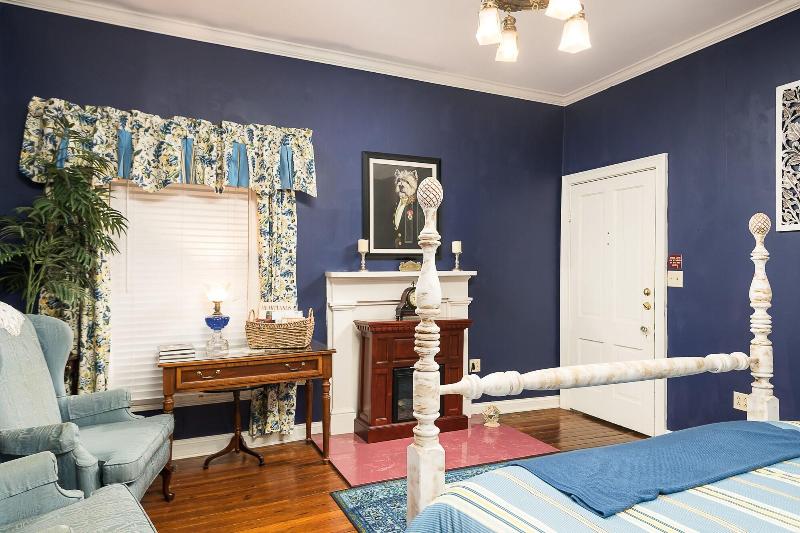 Montgomery Inn Bnb image
