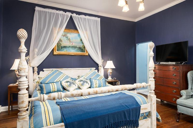 Montgomery Inn Bnb image