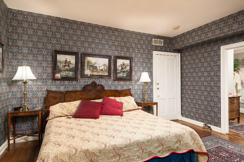 Montgomery Inn Bnb image