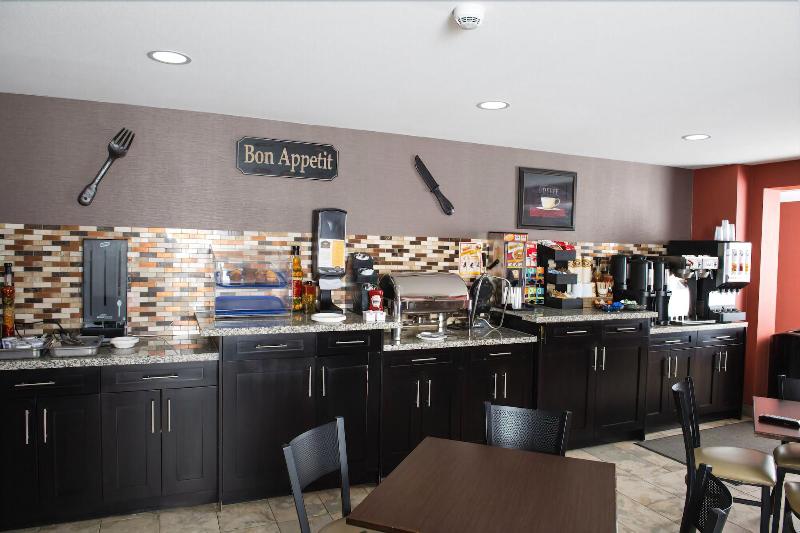 Western Star Inn & Suites Esterhazy image