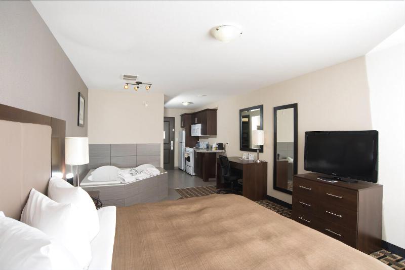 Western Star Inn & Suites Esterhazy image