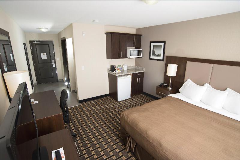 Western Star Inn & Suites Esterhazy image