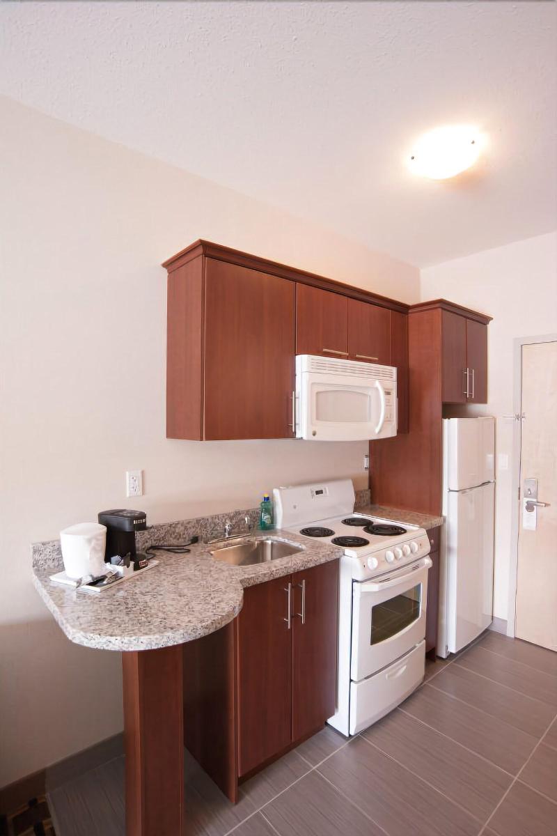 Western Star Inn & Suites Esterhazy image