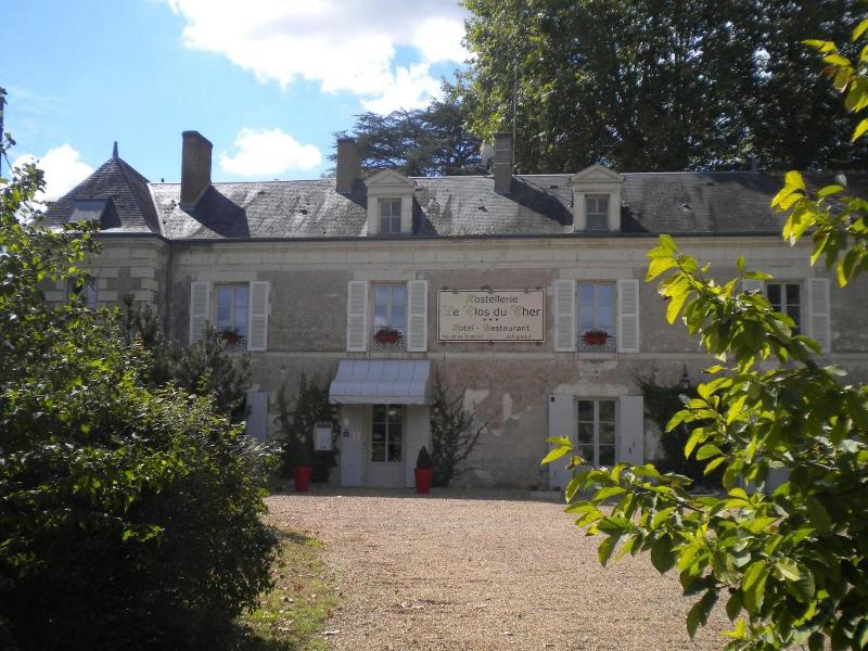 Hostellerie Le Clos Du Cher image