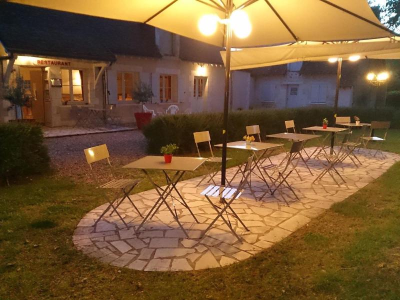Hostellerie Le Clos Du Cher image