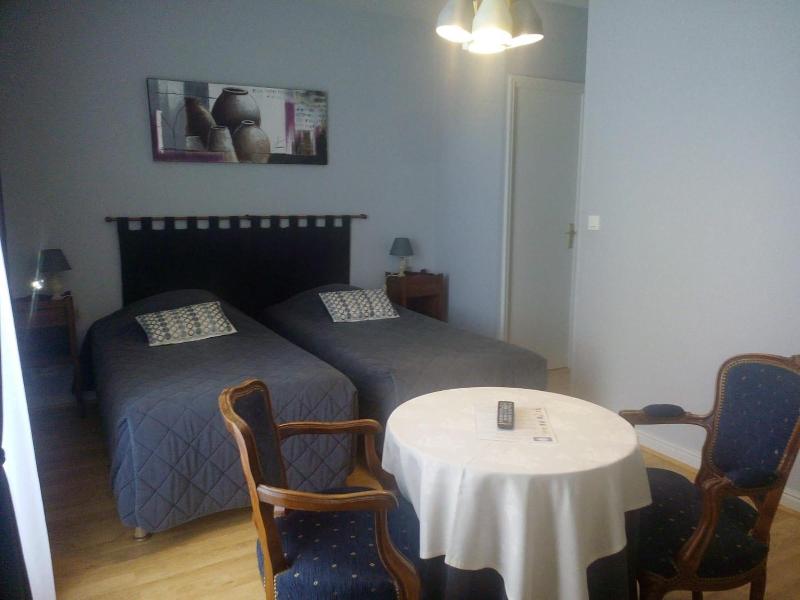 Hostellerie Le Clos Du Cher image