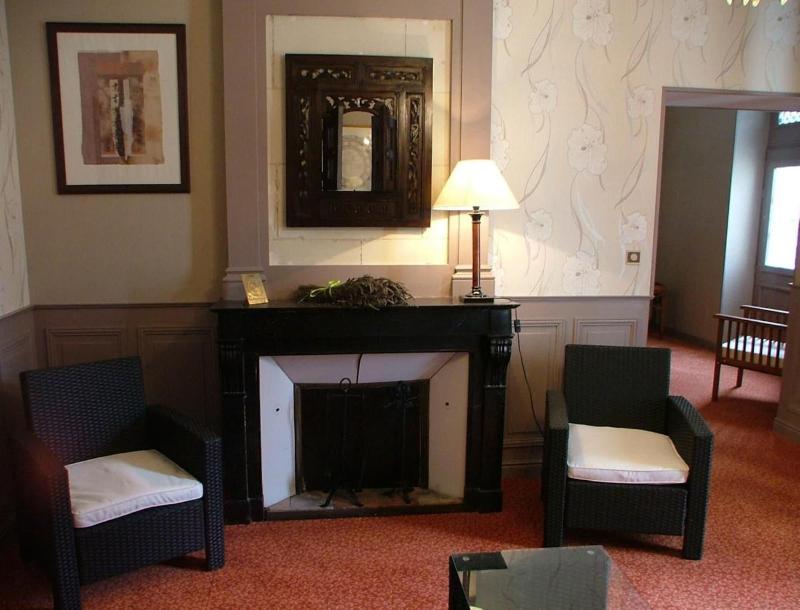 Hostellerie Le Clos Du Cher image