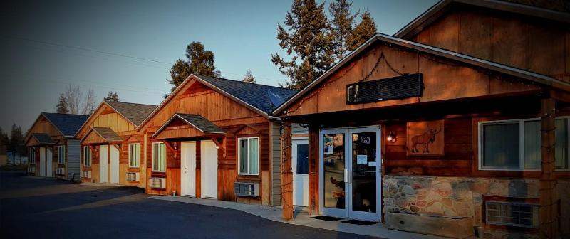 Moose Inn image