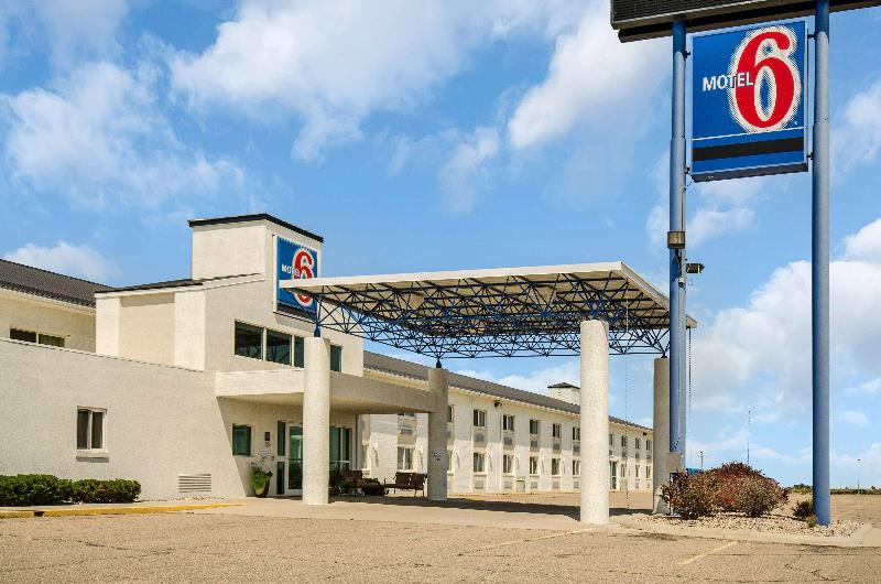 Motel 6 Big Springs, NE image