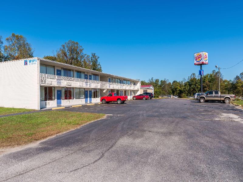 Motel 6 Connellys Springs, NC image