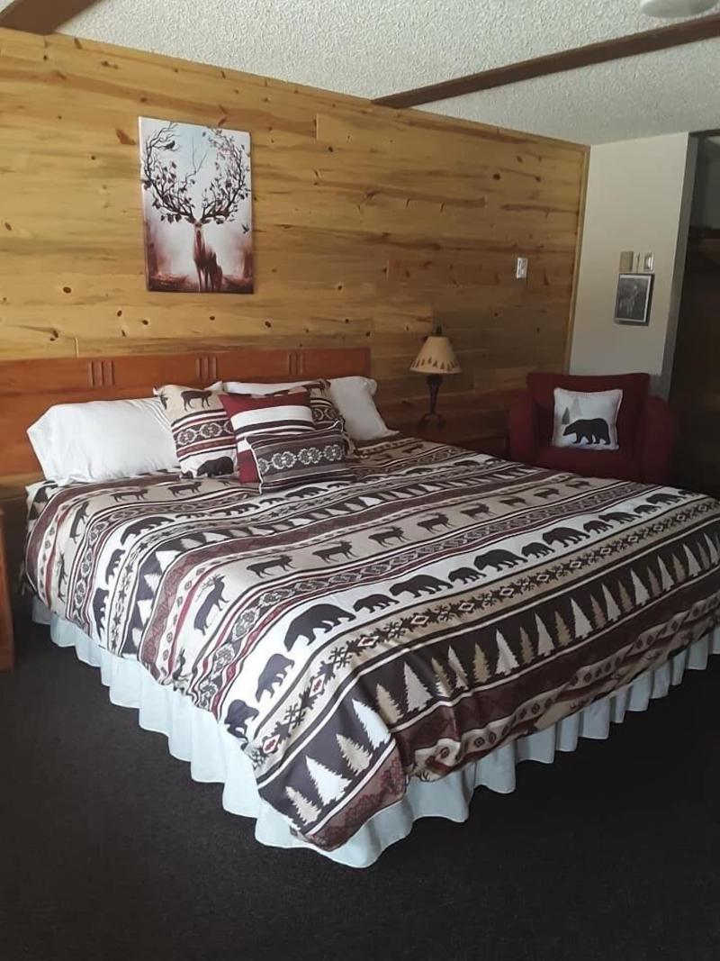Wolf Creek Ski Lodge image