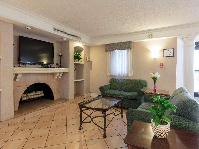 Motel 6 Knoxville, TN image