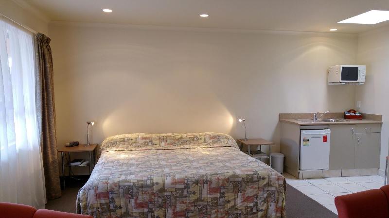 Motel Hobson's Choice image