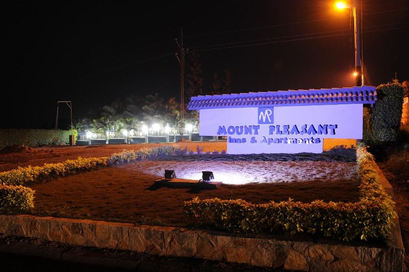 Mount Pleasant Inns & Apartment image