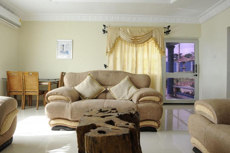Mount Pleasant Inns & Apartment image