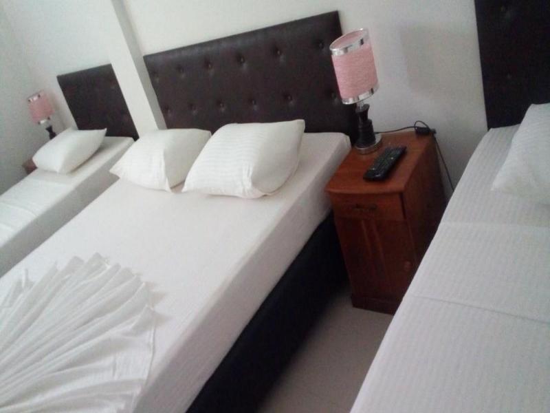Mount View Hotel image
